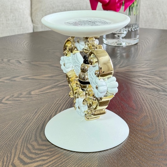 Elegant BEE Stand 3-Wick Candle Holder - Picture 4 of 5